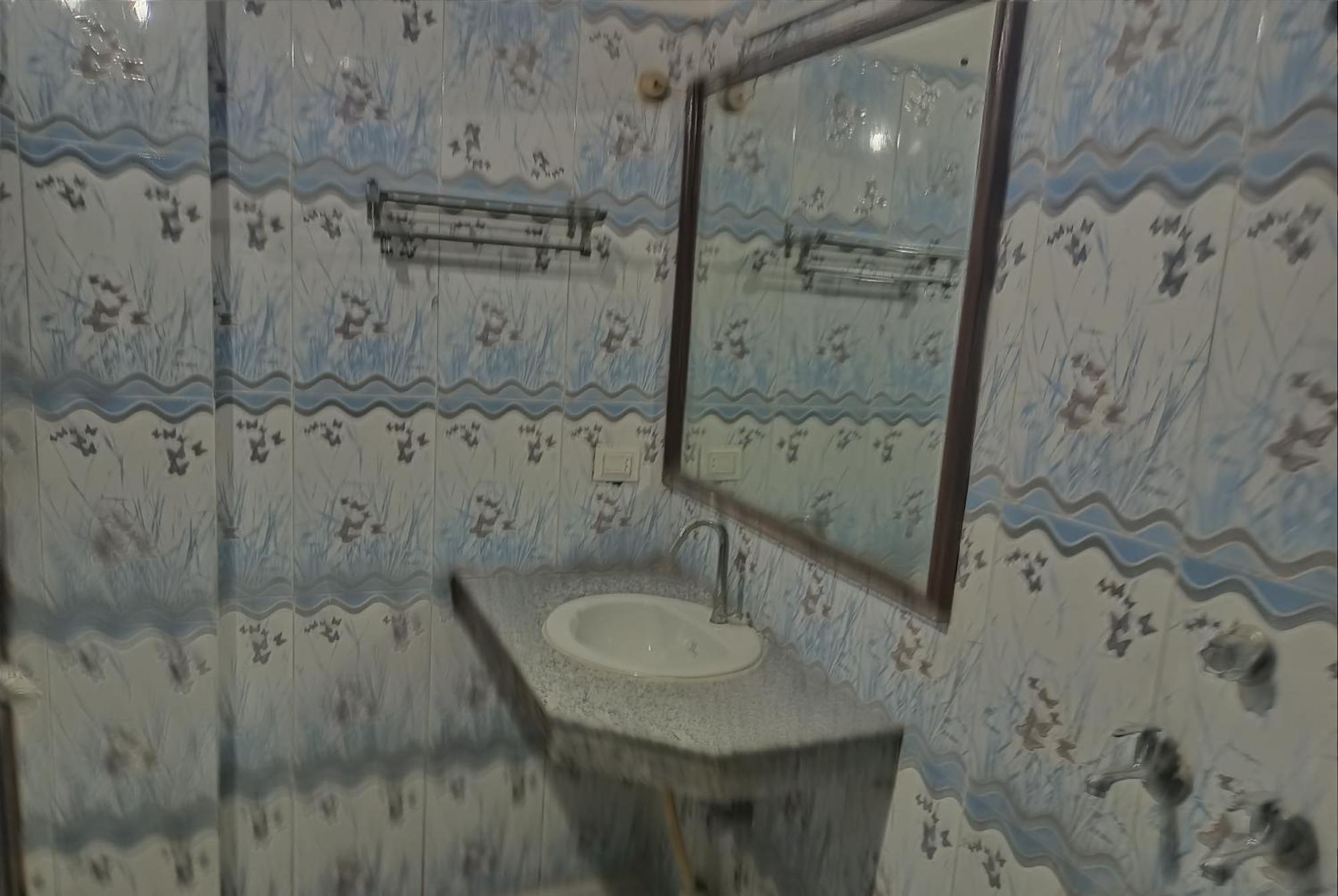 Hotel Riz Varanasi Bagian luar foto